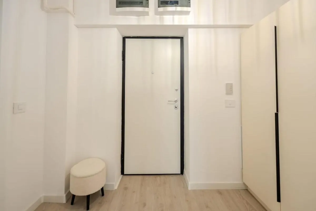 Blvd Ivory Pipera Ap 9B7 Apartment Bucureşti