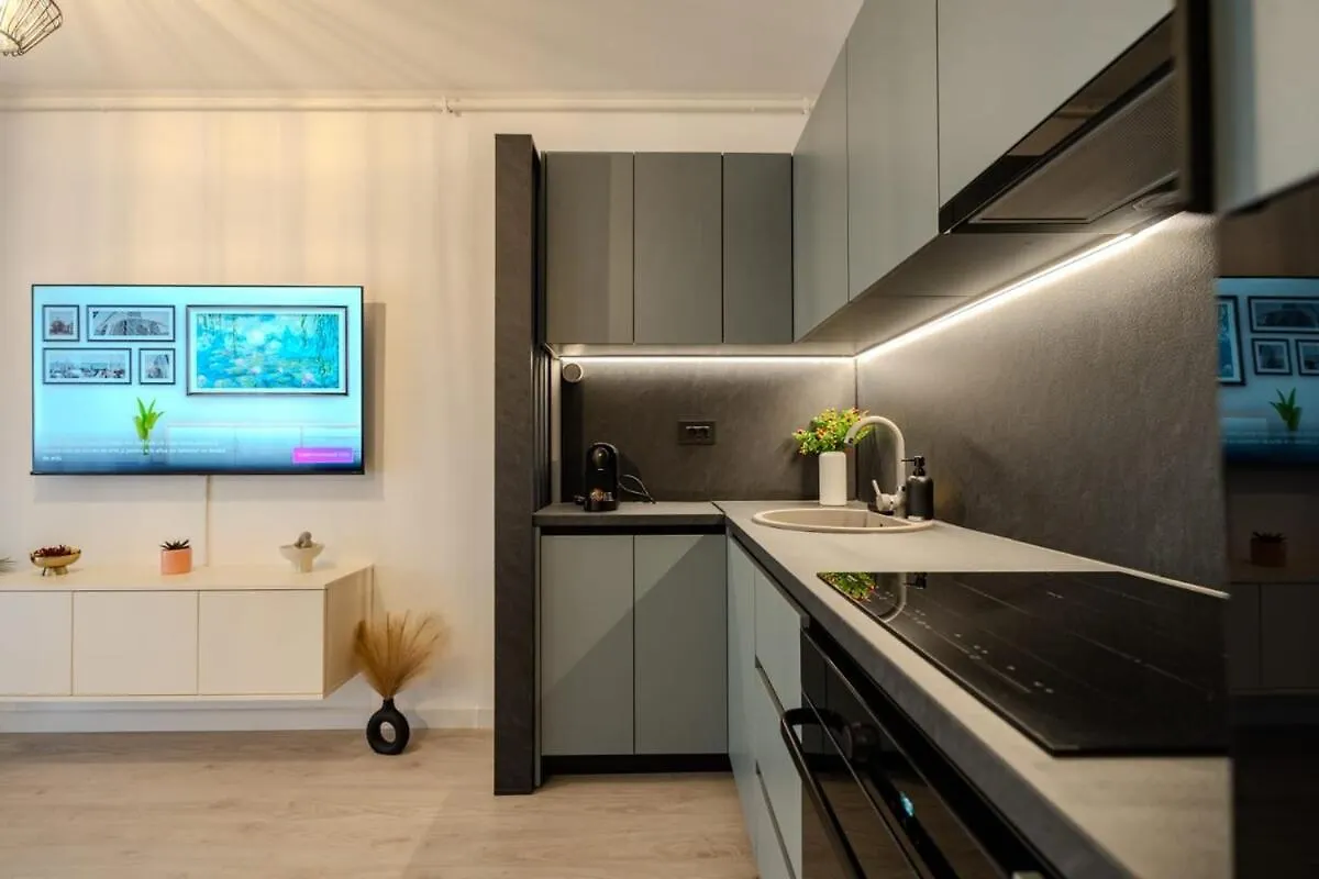 Blvd Ivory Pipera Ap 9B7 Apartment Bucureşti